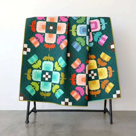 Casserole Paper Pattern by Elizabeth Hartman
