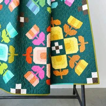 Casserole Paper Pattern by Elizabeth Hartman